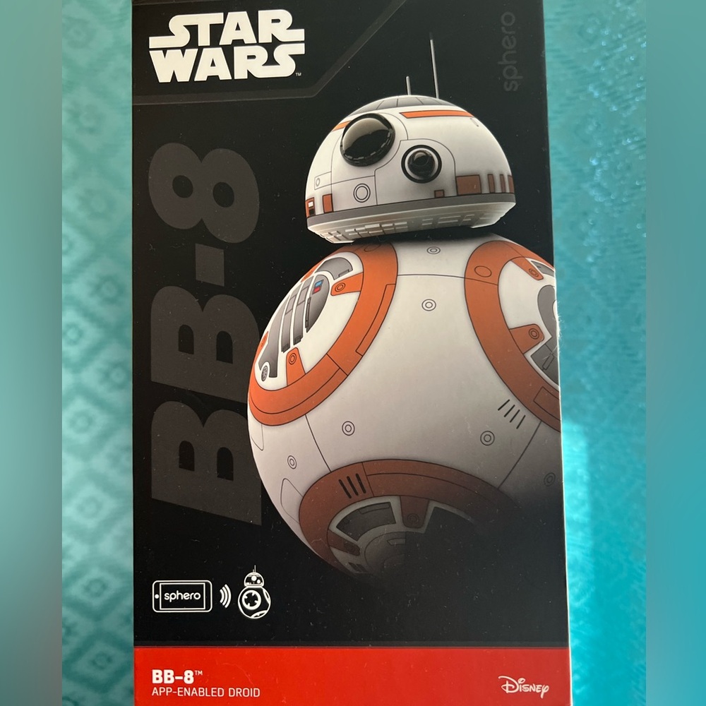 LIKE NEW in Original Box ✨ BB-8 App-Enabled Droid - White & Orange 1st Edition